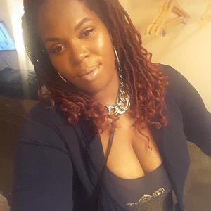 Meet your Posher, Tanesha